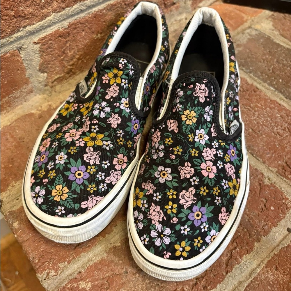 Vans Kids Floral Slip-On Shoes in Black with Pink, Yellow & Purple Flowers
